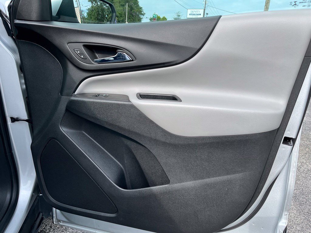 Used 2022 Chevrolet Equinox LT FWD image 34