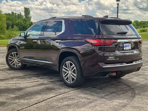 Used 2023 Chevrolet Traverse High Country w/ LPO, Floor Liner Package AWD/4WD image 2
