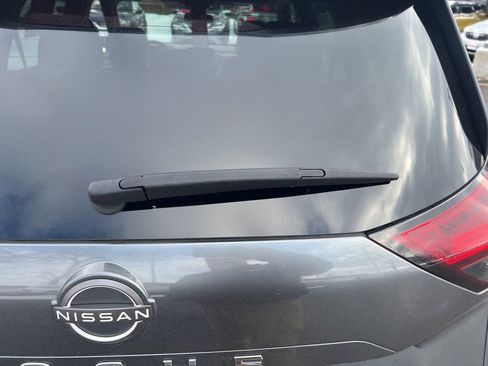 Certified 2023 Nissan Rogue SV w/ SV Premium B Package image 34