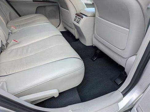Used 2009 Toyota Venza image 18