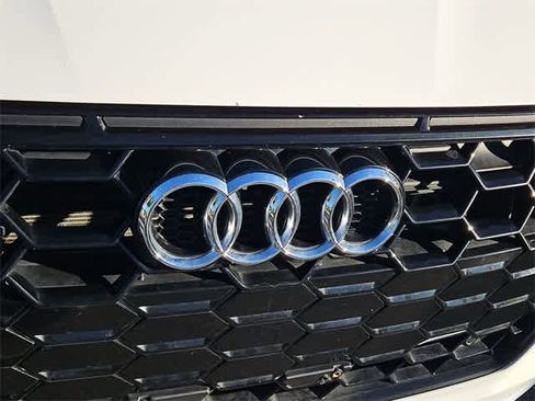 Used 2025 Audi A5 2.0T Premium Plus image 11