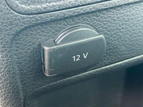 Used 2017 Volkswagen Jetta SEL image 22