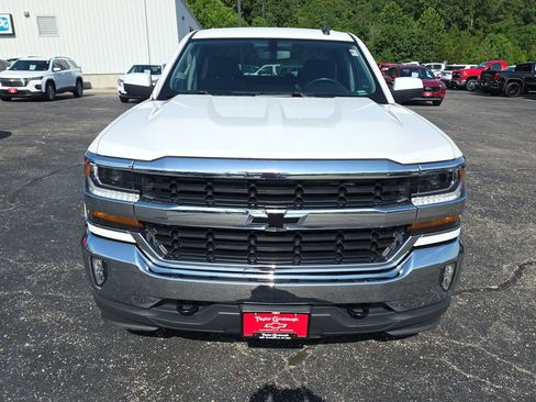 Used 2018 Chevrolet Silverado 1500 LT w/ All Star Edition AWD/4WD image 3