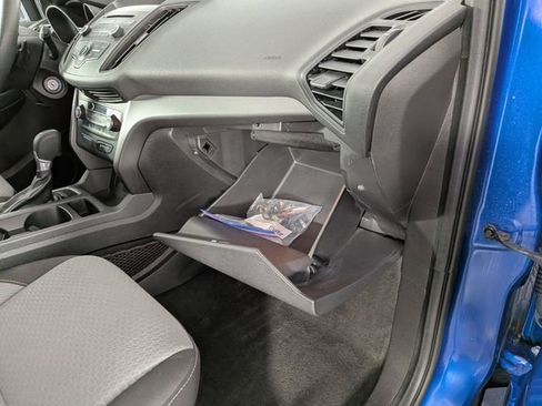 Used 2017 Ford Escape SE FWD image 27