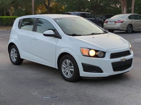 Used 2013 Chevrolet Sonic LT FWD image 3