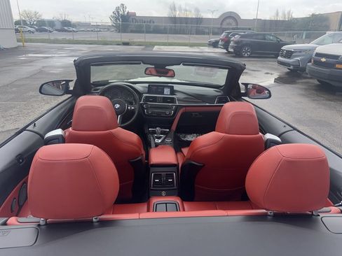 Used 2020 BMW M4 Convertible w/ Executive Package RWD image 10