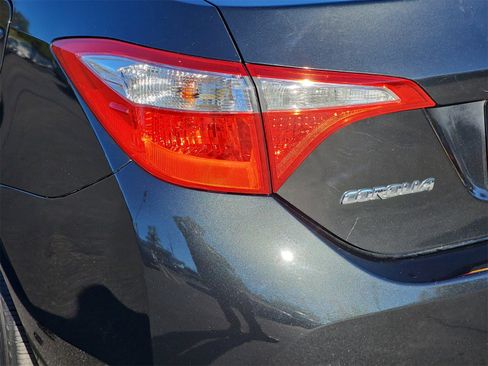 Used 2016 Toyota Corolla L image 34