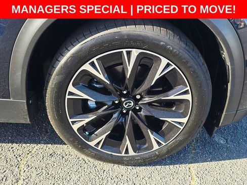 Used 2024 MAZDA CX-90 Plug-In Hybrid w/ Premium Pkg AWD/4WD image 32