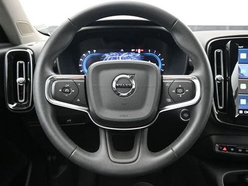 Used 2024 Volvo XC40 B5 Plus w/ Protection Package Premier image 26