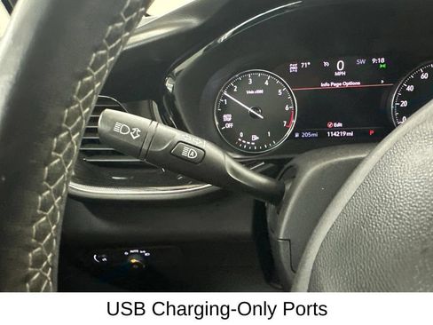 Used 2021 Buick Envision Essence AWD/4WD image 43