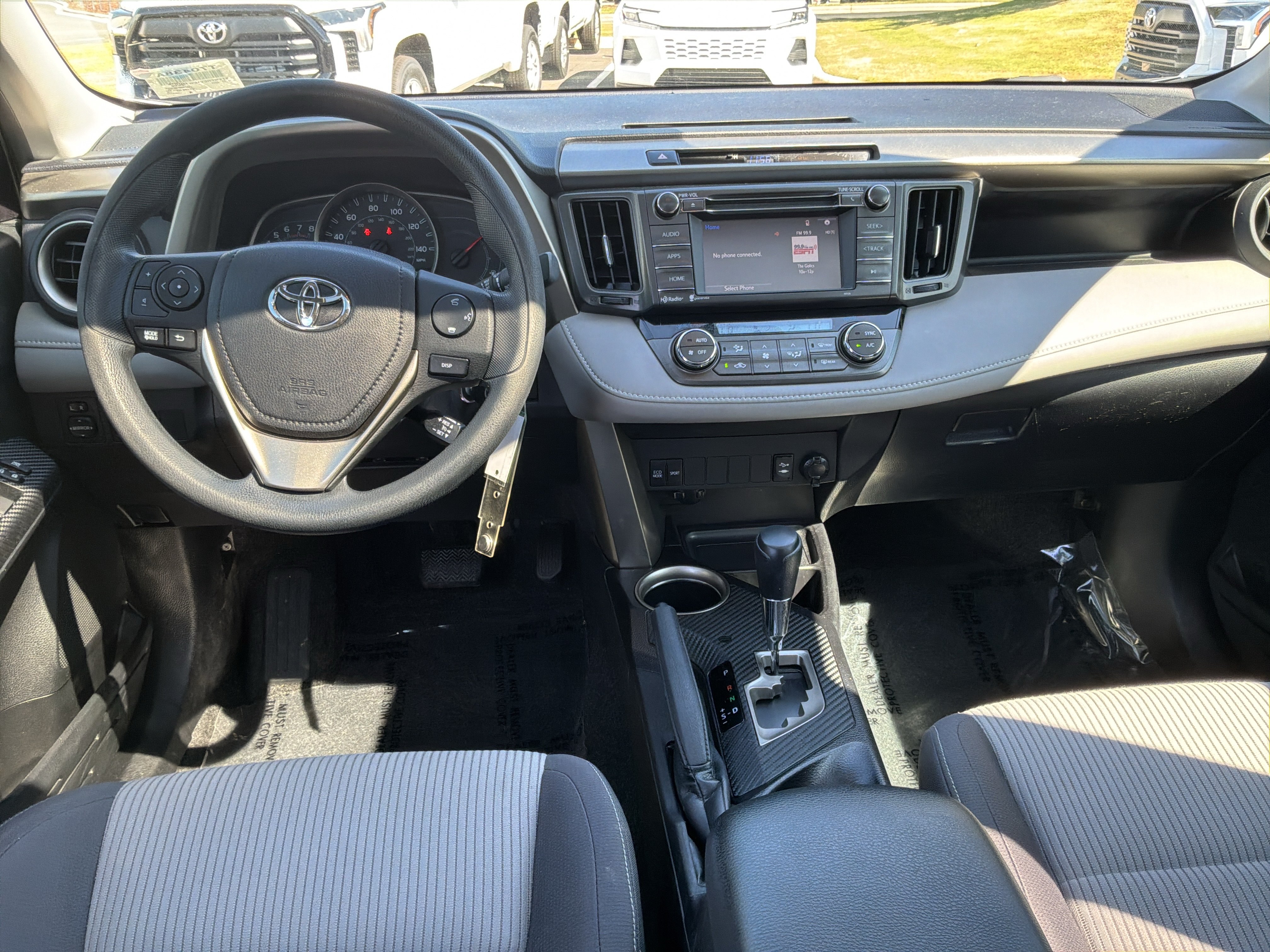Used 2014 Toyota RAV4 XLE FWD image 28