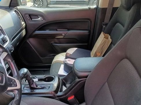 Used 2020 GMC Canyon SLE w/ SLE Convenience Package AWD/4WD image 11
