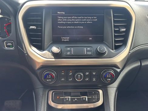 Used 2021 GMC Acadia Denali w/ Denali Ultimate Package AWD/4WD image 26