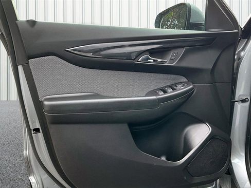 Used 2024 Chevrolet TrailBlazer LT w/ Driver Confidence Package image 14