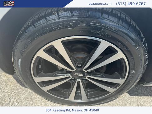 Used 2012 Volkswagen Beetle 2.5 FWD image 34