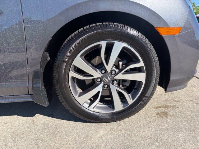 Used 2023 Honda Odyssey Touring image 13