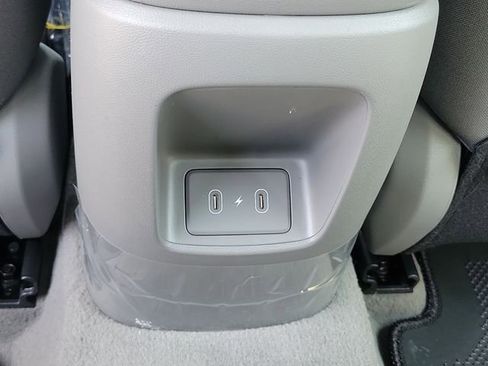 New 2026 Hyundai Elantra Sport FWD image 23