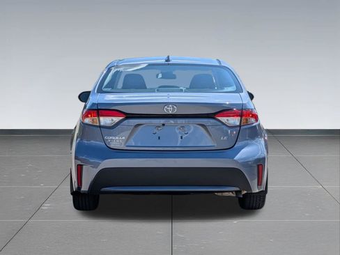 Used 2022 Toyota Corolla LE FWD image 4