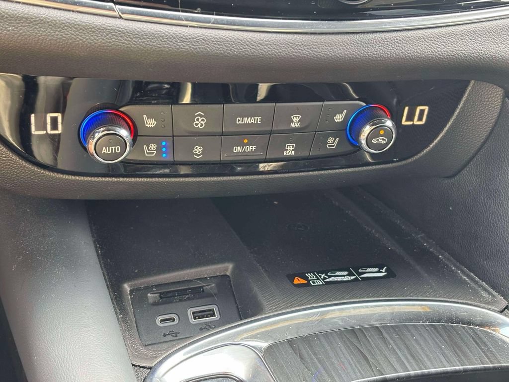 Used 2023 Buick Enclave Premium w/ Experience Buick Package AWD/4WD image 18