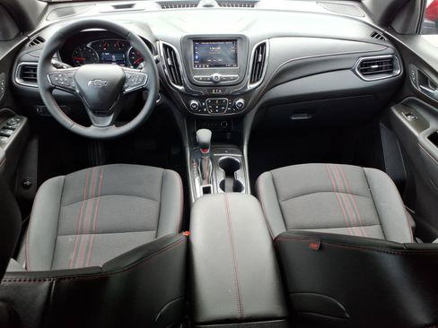 Certified 2024 Chevrolet Equinox RS FWD image 10