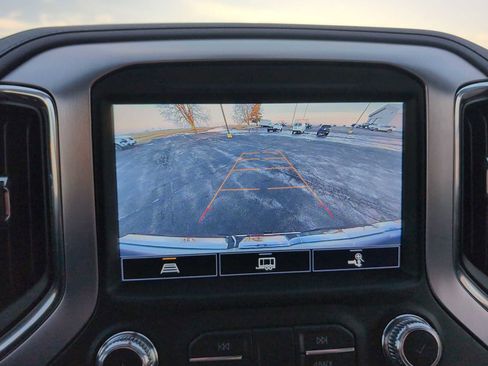 Used 2021 GMC Sierra 1500 SLT w/ SLT Premium Package image 14