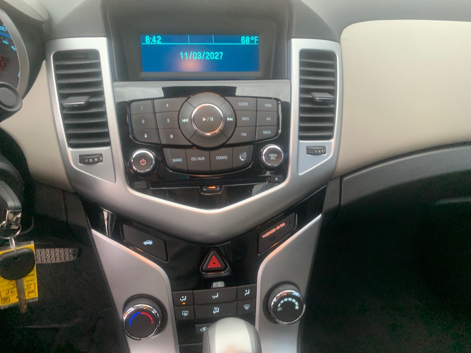 Used 2015 Chevrolet Cruze LS FWD image 11
