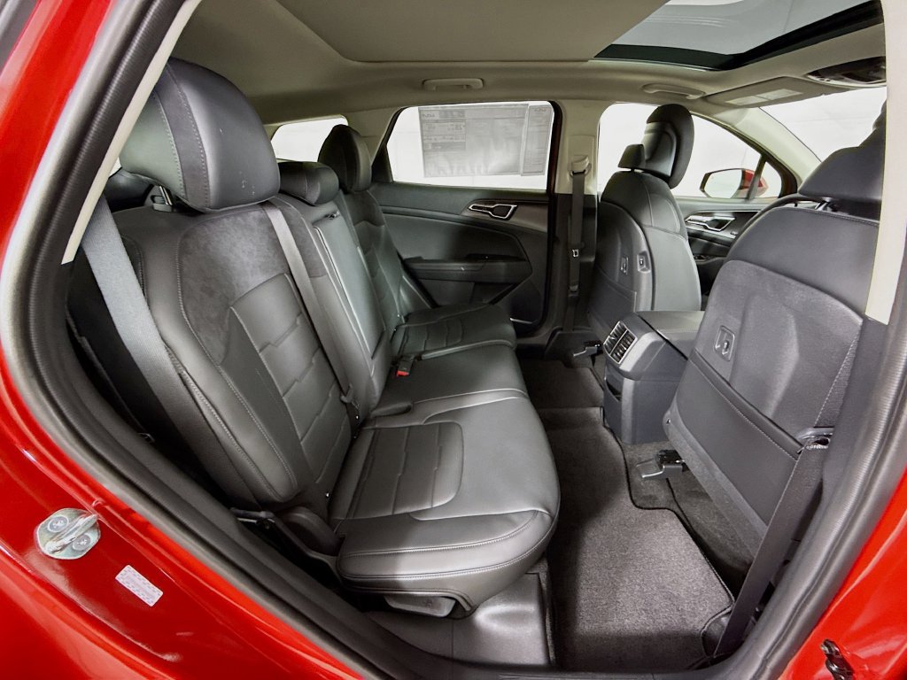 New 2026 Kia Sportage SX FWD image 31