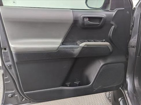 Used 2021 Toyota Tacoma SR5 image 13