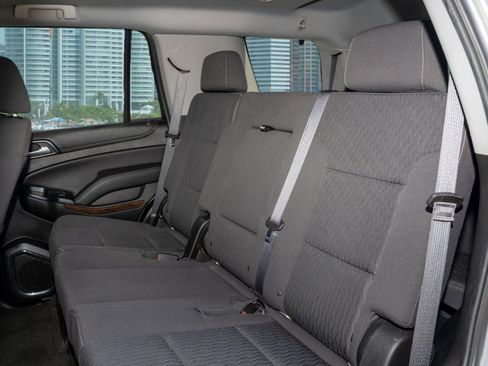 Used 2018 Chevrolet Tahoe LS RWD image 17