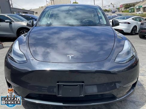 Used 2024 Tesla Model Y 2WD image 97