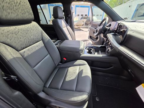 New 2026 Chevrolet Tahoe Z71 image 13