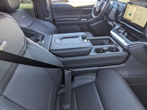 New 2026 Ford Expedition Max Platinum w/ Stealth Appearance Package image 43