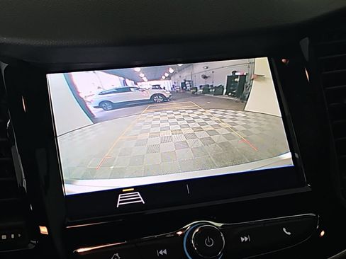 Used 2020 Chevrolet Trax LS FWD image 21