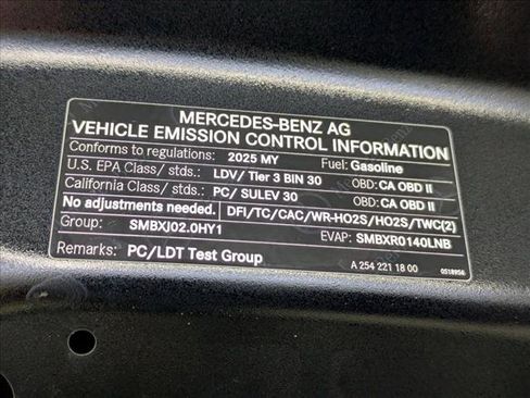 Certified 2025 Mercedes-Benz GLC 300 image 27