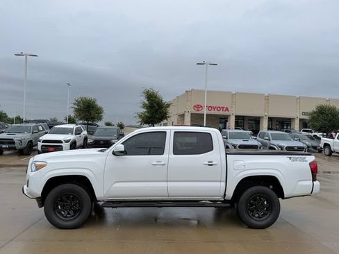 Used 2023 Toyota Tacoma SR AWD/4WD image 7