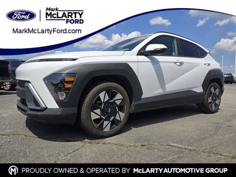 Used 2025 Hyundai Kona SEL FWD image 1