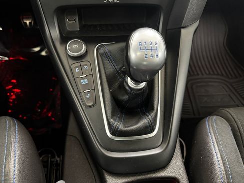 Used 2017 Ford Focus RS image 25