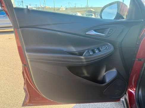 Used 2022 Buick Encore GX Preferred w/ Cold Weather Comfort Package image 9