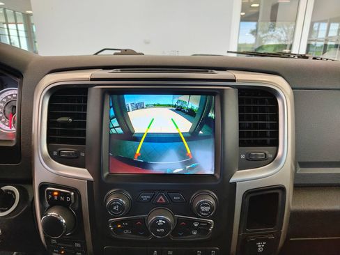 Used 2019 RAM 1500 Big Horn AWD/4WD image 24