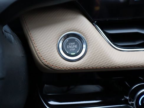 New 2026 Chevrolet Equinox ACTIV image 12