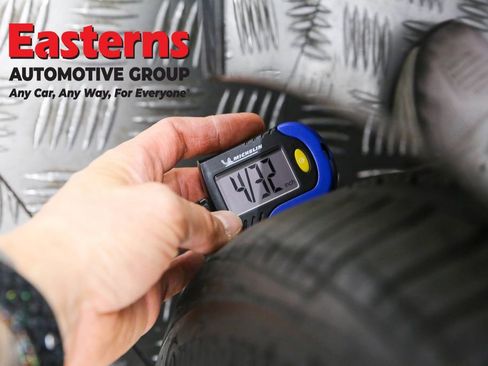 Used 2025 Nissan Altima 2.5 SV image 27