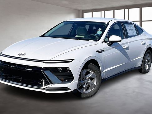 New 2026 Hyundai Sonata SE image 2