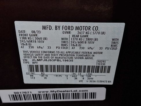 Used 2023 Lincoln Nautilus AWD w/ Premium Package image 23