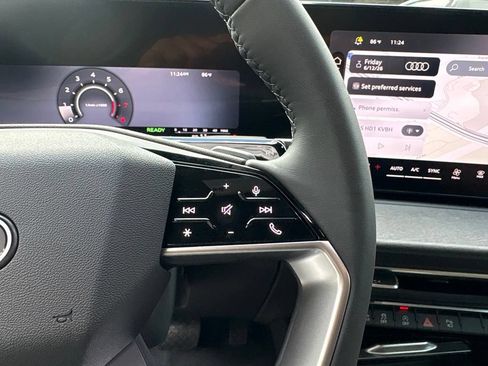 New 2026 Audi Q3 quattro 2.0T AWD/4WD image 22