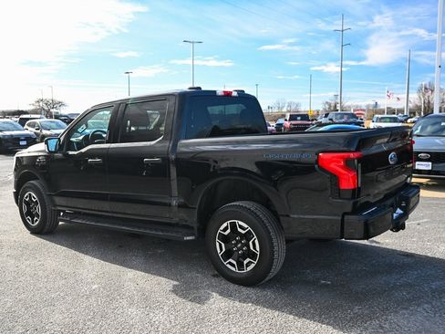 Certified 2023 Ford F150 Lightning XLT w/ Max Trailer Tow Package image 7