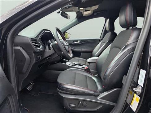 Used 2023 Ford Escape ST-Line w/ Tech Pack #1 AWD/4WD image 16