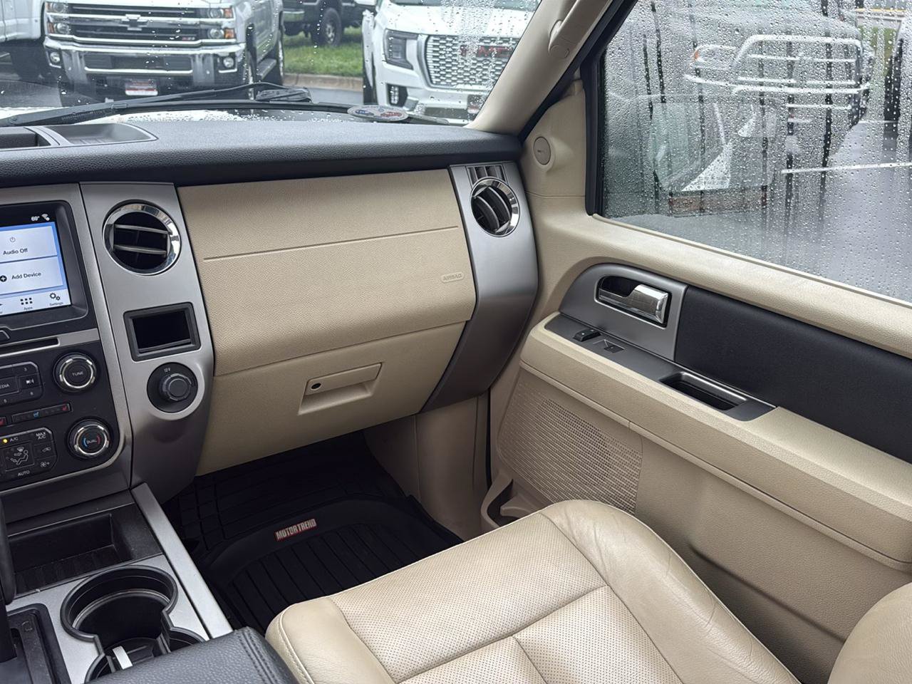 Used 2017 Ford Expedition EL XLT w/ Equipment Group 202A AWD/4WD image 29