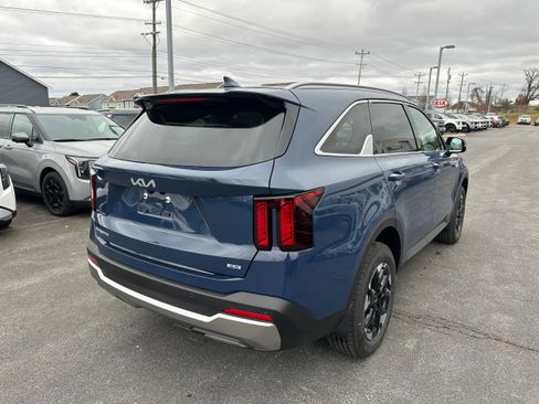 New 2026 Kia Sorento S image 5
