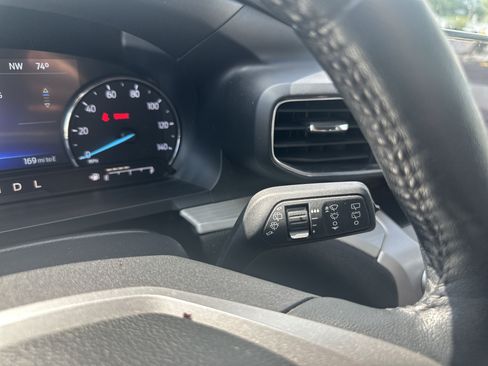Used 2023 Ford Explorer XLT w/ Equipment Group 202A AWD/4WD image 24