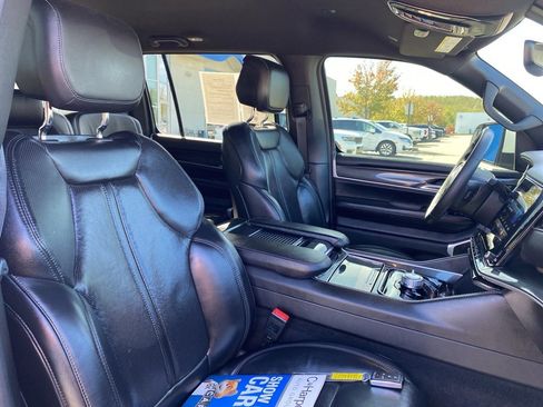 Used 2022 Jeep Wagoneer Series I image 12